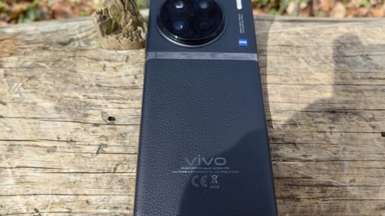专业摄影师对比vivo X80 Pro和vivo X90 Pro的相机