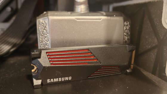 Tested Samsung 990 Pro (4 TB) - a great SSD for everyone
