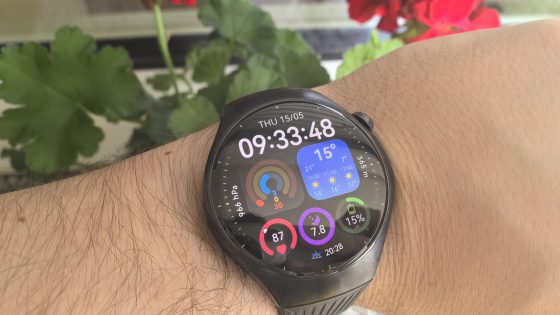 Huawei Watch 5 review – it has everything, finally contactless payments