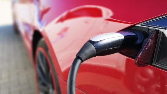 第一辆采用钠离子电池的电动汽车